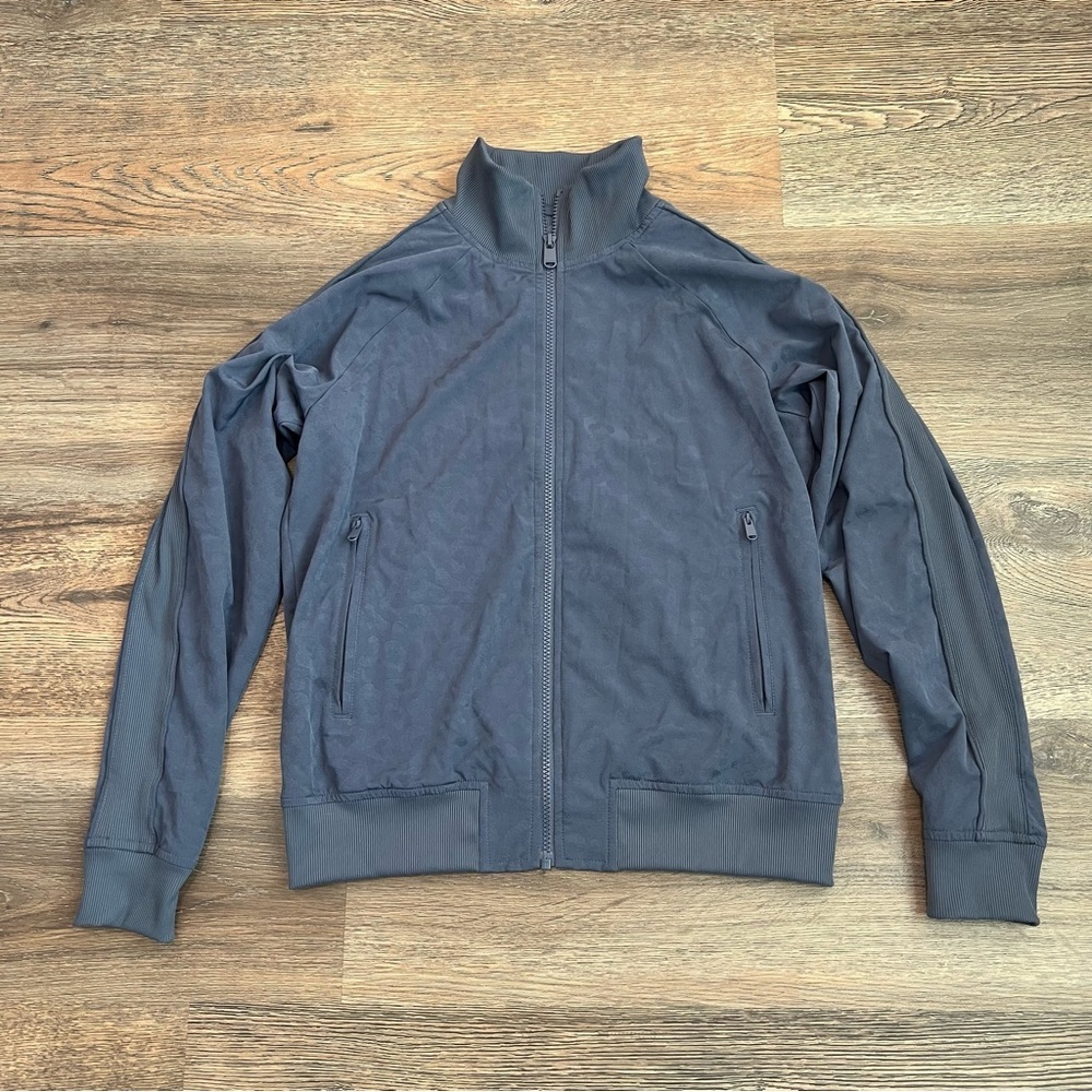 Athleta Brooklyn Bomber Jacket Small Blue Cheetah Print Full Zip Athletic